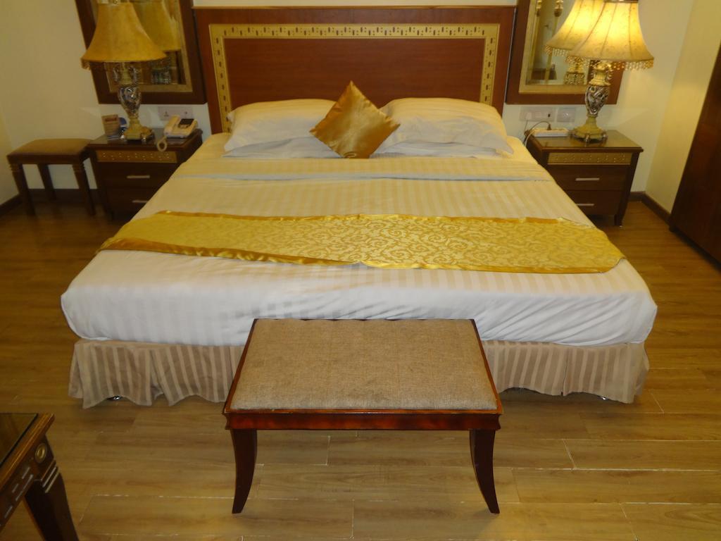 Hotel Picasso Paschim Vihar Delhi - Couple Friendly Local Ids Accepted Kamer foto