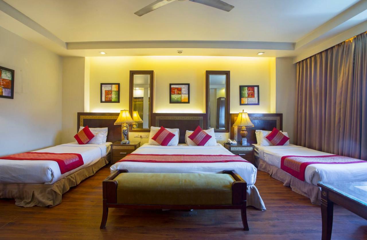 Hotel Picasso Paschim Vihar Delhi - Couple Friendly Local Ids Accepted Buitenkant foto